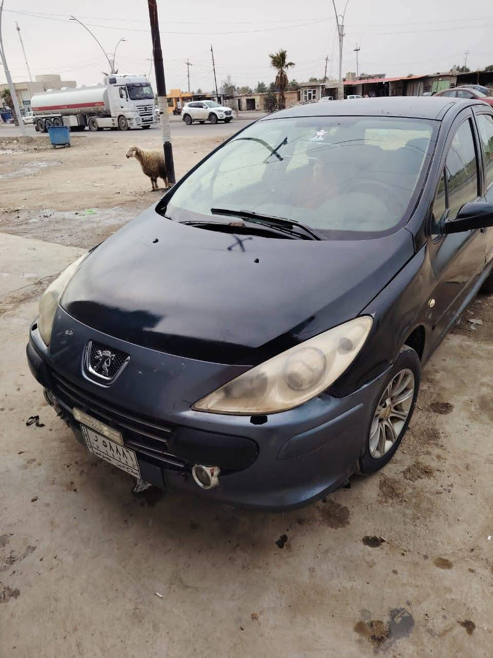 السلام عليكم ورحمه الله وبركاته للبيع بيجو موديل 2006 السعر 15 سنويه خضراء شرطه التحويل  الاتصال ***********
