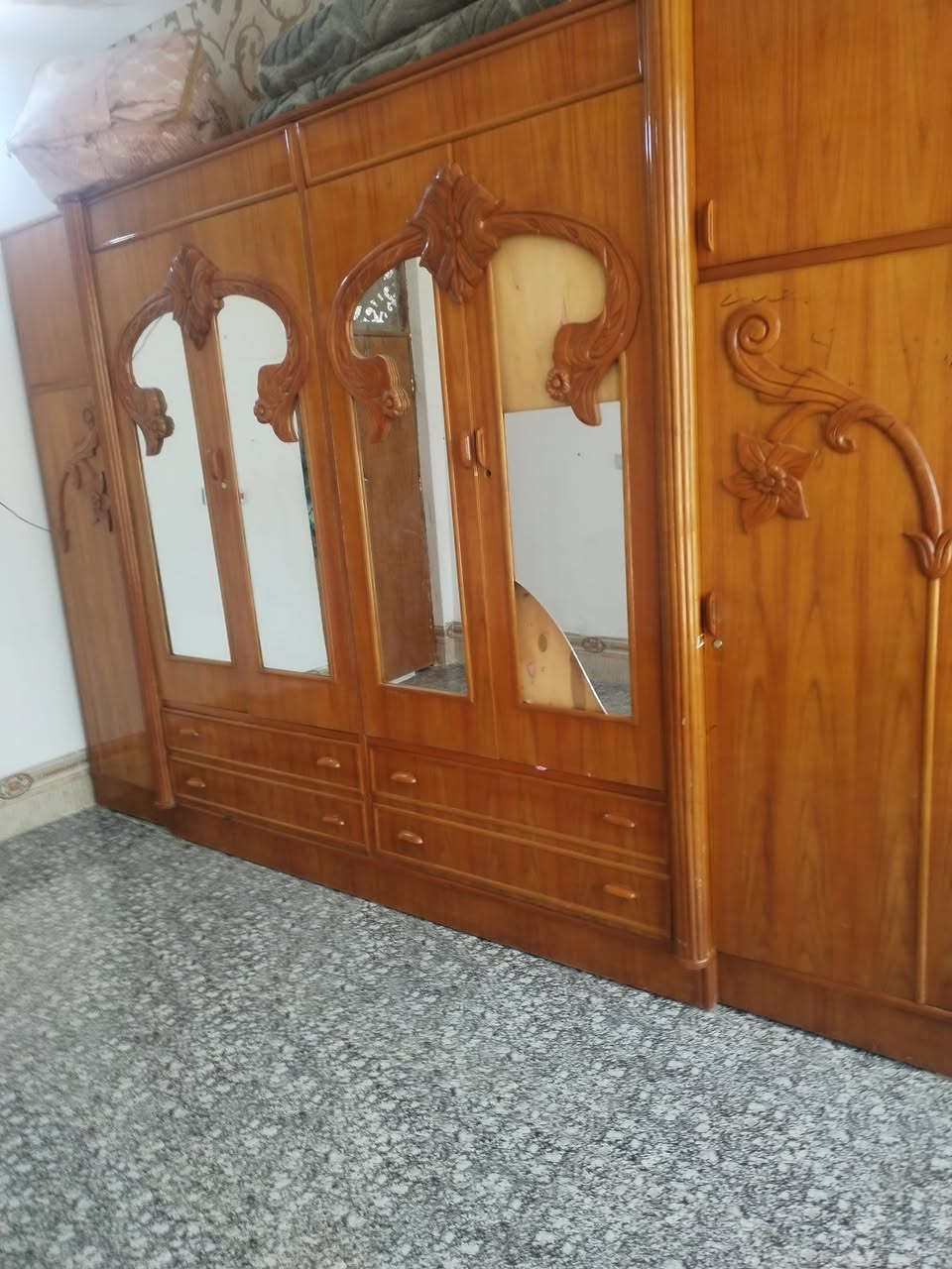 السلام عليكم عندي غرفه مستعمله اريد ابيعها 5 قطع مكاني حله ابو خستاوي جهه مرور وصار عندي ضرف وريد ابيعها السعر خاصصصص


**إذا كنت صاحب هذا الإعلان وتريد حذفه لأي سبب، رجاءا أرسل رسالة إلى الدعم الفني**