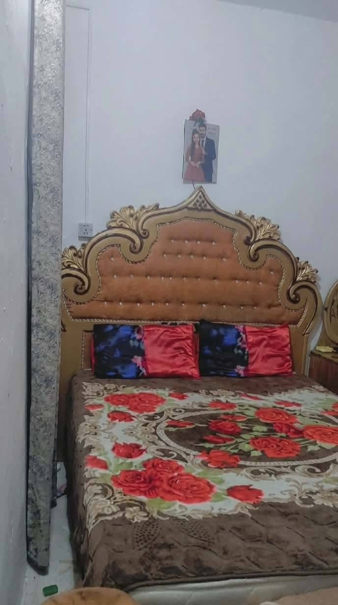 بيت رهن  ٦٠متر نجف  شارع مطار قديم قرب اسواق الامير شارع الامام الحجه سعر رهن 3ونص 🔥 
غرفه وصاله ومطبخ وصحيات يحتوي ع خط مولده وتانكي كلشي متوفر يمه وقريب عليه صيدليه وكوزمتك وحاجه الف واسواق وخباز
لللأستفسار خاص


**إذا كنت صاحب هذا الإعلان وتريد حذفه لأي سبب، رجاءا أرسل رسالة إلى الدعم الفني**