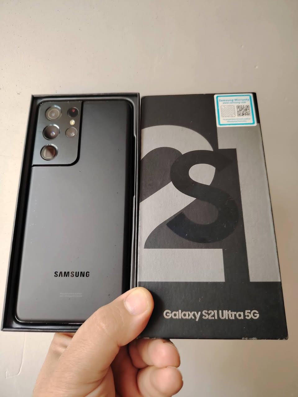 سامسونج 21 الترا 
امريكي شريحه 1+ الكترونية 
اذكره 256 
رام 12 
للبيع فقط 
مكاني بابل المركز 
توصيل ماكو  
اتصال فقط ما موجود على خاص 
سعره 375 
***********
