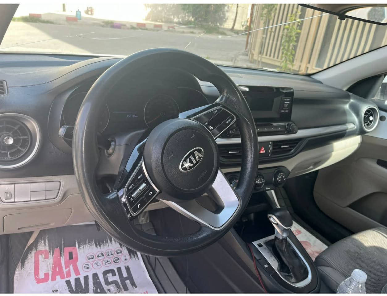 سلام عليكم كيا سيراتو ٢٠١٩سياره خليجيه مواصفات دوليه سياره نضيفه كلش ماشيه (١٥٠)كير مكينه صدر مكفولات بيها طخه بلباب الخلفيه معدله بارد طخه خفيفه كلش رقم بغداد تحويل ثاني يوم مكاني شارع فلصطين قرب قدوري ***********
