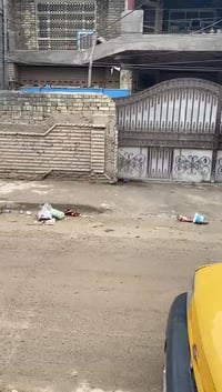 عندي بيت بل رشاد بشارع التانكي طابو صرف المساحه 200مترقاطين وبي اربع غ...