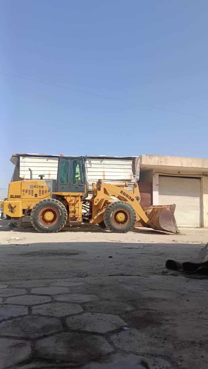 شفل زت ايل كير ميكانيكي حجم 36 مديل 2007 جاهز للعمل صبغ بلادي رقم الماني 
*********** سعر 140
