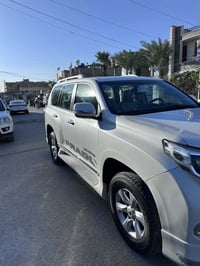 برادو 2010 كويتي  تبريد تلث قطع  سبع راكب فور ويل  السيارة موصفات ال T...