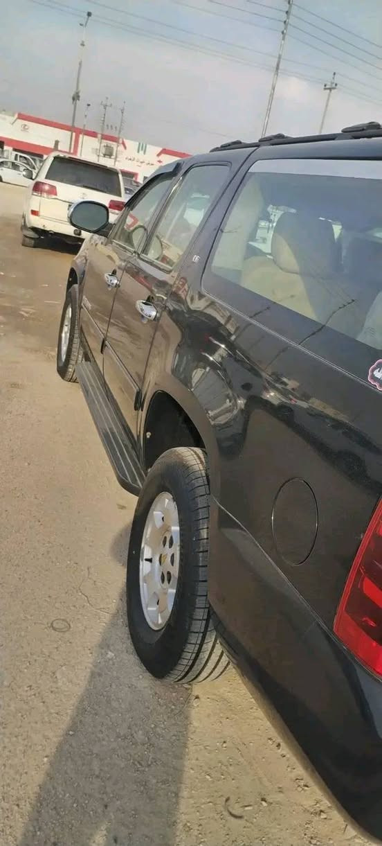 شفرليت طويلة 2011 بغداد خصوصي باسمي السعر 220 وراد امريكي بدون ضربه داخله مياه مالحه بدون مشاكل فور ويل جاهزه تخم تاير جديد *********** البصره القبله وترهم مراوس بكوري عالي
