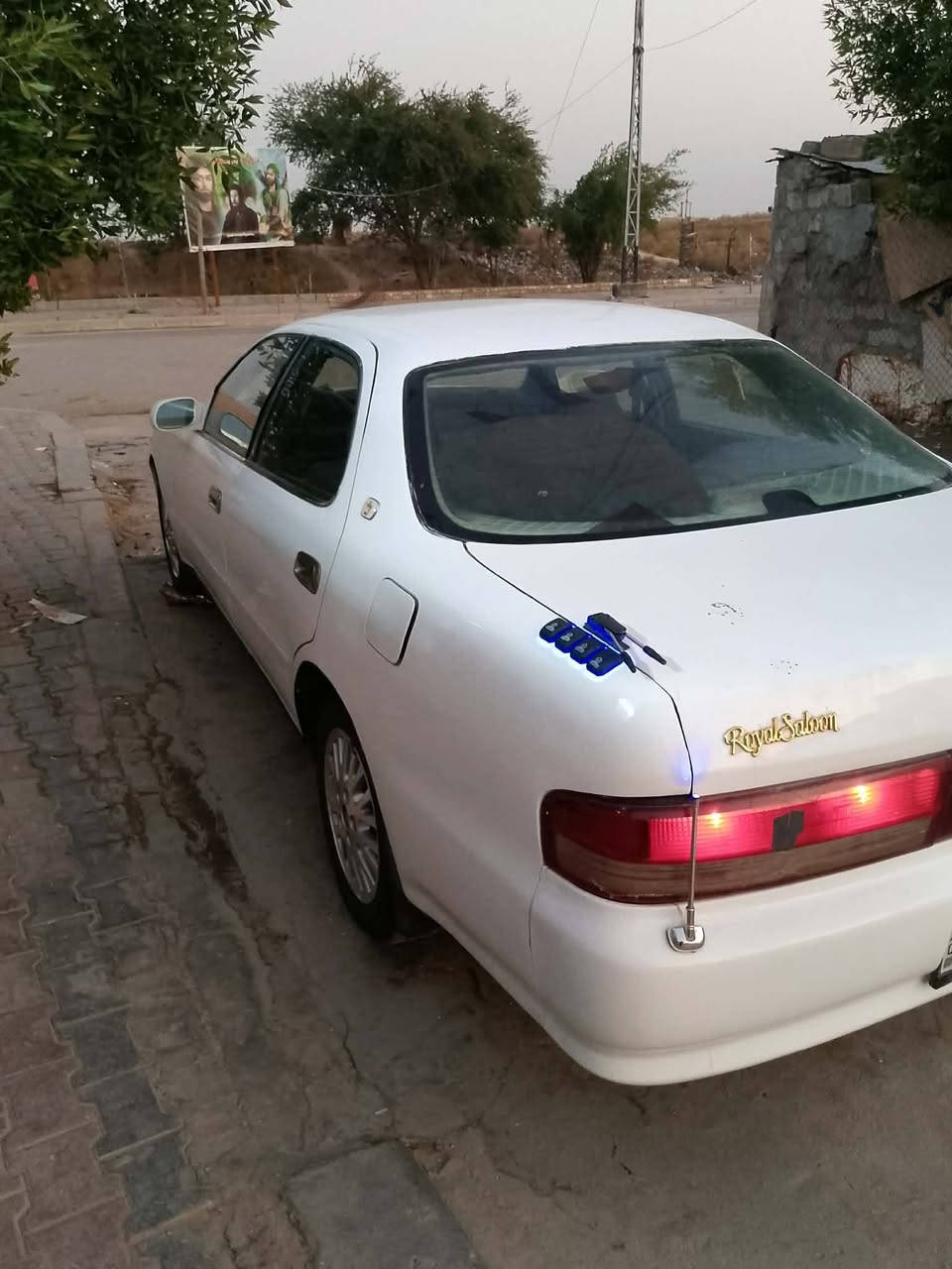 سلام عليكم سياره للبيع كرسته موديل 95 تخم تايرسياره نضيفه كير ومكينه ونجي مكفوله من كصه نقل جثه ولعيب شرعي مصبوغه جماليه غرفته جديده رقم سياره كربلاء  مشروع وطني  مكان العماره المجر الكبير  رقم الهاتف *********** وسعر 60 وبيهامجال
