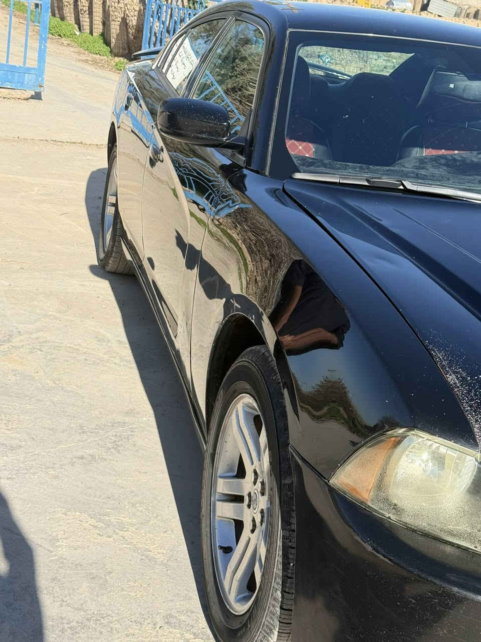 للبيع مستعجل
دوج جارجر 2013 
رقم بغداد انكليزي
 تبديل بنيد فقط ! 
بدون دواخل 
 السعر 155 وبيها مجال 
السنويه بـ اسمي شرط التحويل 
***********
مكاني كركوك
