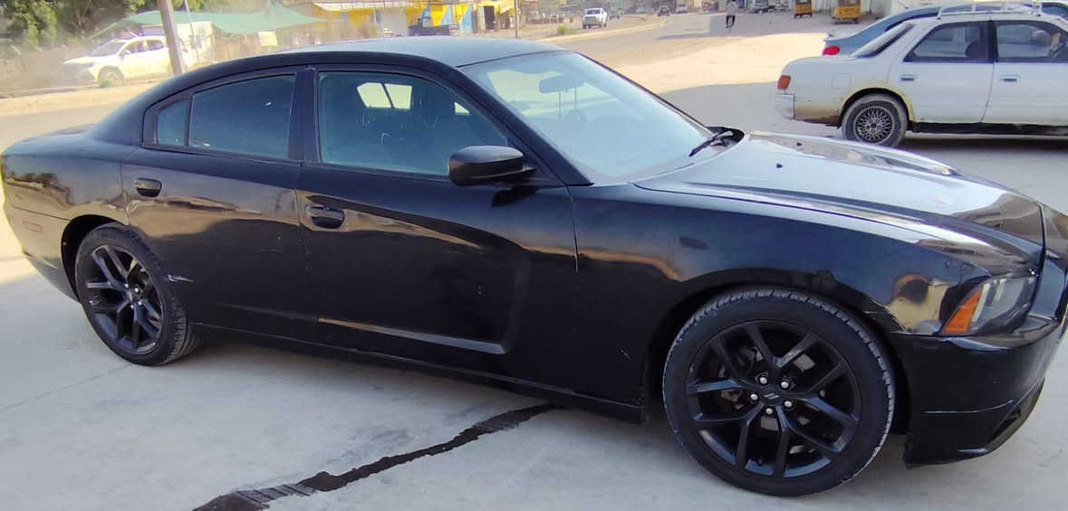 ادوات ادوات 
جارجر للبيع موديل 14 السعر 47 مكنيه 3.6 كص بحم السياره ماناقصه شي مكينه كير حداديه كفاله العنوان حله بابل تواصل ‏‪***********‬‏
