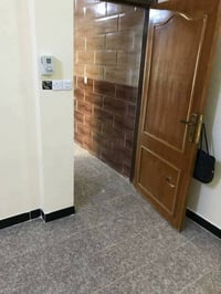 الاعظمية • غرفتين • طابق اول