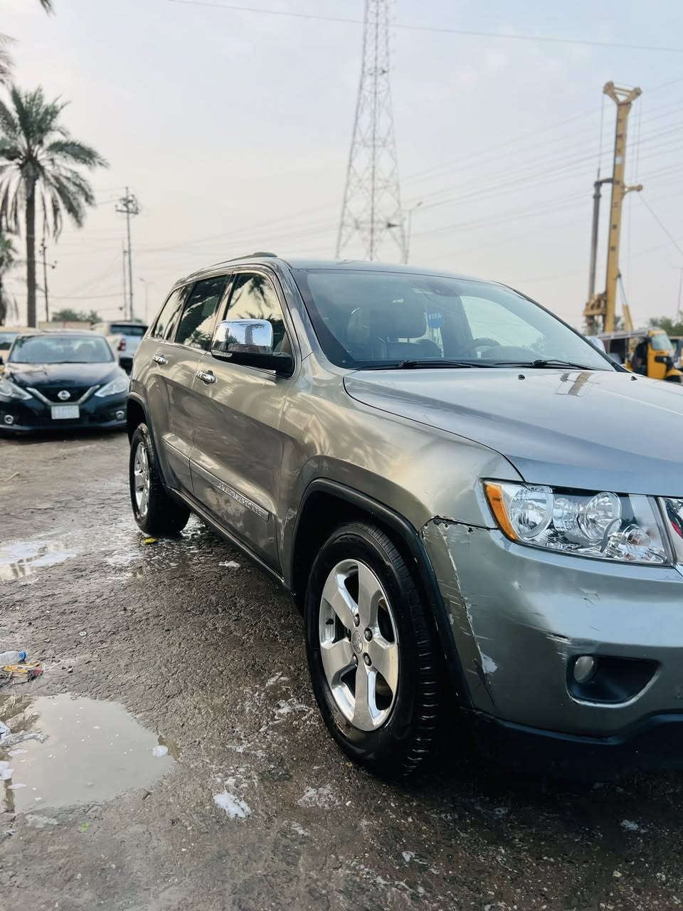 سلام عليكمJeep   LIMITED
*جيب لاريدو
*محرك السيارة: 3600/V6 🔥شرط كفاله 
*الكير : اوتوماتيك جديد 
*العداد :١٨٠ الف مايل
*لون : فيلي 
*الموديل : 2012
*السياره وارد أمريكي
*لسياره صدرها نص عمر
*الحالة او نوع الضرر : وارد امريكي كلين تايتل بيها بالعراق ضربه بدون دواخل ضربه سطحية جاملغ وباب العبري وباب الورى وانصبغ نص الجاملغ وياهم ملاون الباقي ماكو شي بعد البجم كبس كل الايرباكات سليمة اي كلوب ممشتغل بالدشبول رقم بغداد اوربي باسمي مجددة لحد ٢٠٣١ هزة جديدة بشهر الواحد ٢٠٢٦ 
*الـــــــمــــــوأصــفــات🔥
*4x4 
*بصمه
*تشغيل عن بعد
*كامراه خلفيه دوارة
*فتحه بنورامة طكتين
*تحكمات بل ستيرن كامل
*وشاشه اعطال وبيانات السيارة
كشن كهربائي السايق والراكب مع تدفئة اربع كشنات 
خزن ميموري مع ماوس انظمة قيادة 
دمام خلفي مع شاشة بلادية كبيرة 
*لون الداخل السياره : اسود 
*السعر : 150 ورقه وبي مجال للشراي
*( ترهم مراوس باحدث منها مع الفرق
*العنوان : ميسان/ العمارة/ مركز المحافظة
الهاتف : ***********
***********
