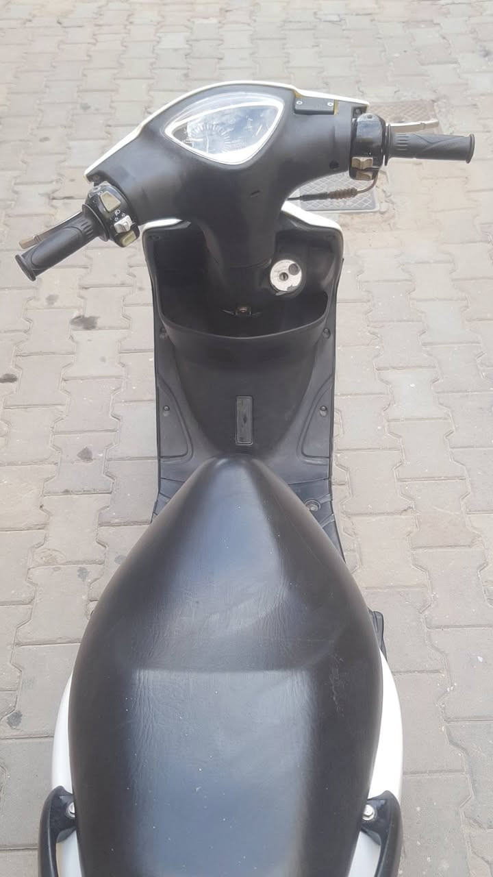 سلام عليكم ماكس عدله مكفوله مكينه مامفتوحه كفرات اشاير كله مختمه جديده تاير كهربائيات كله كامله سعر ٦٥٠ وبيه مجال بيك خير وتدلل اتصال ***********
