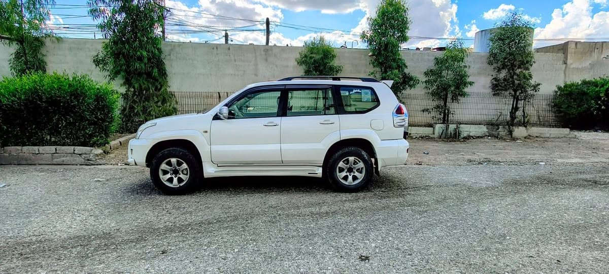 تۆیۆتا پڕادۆ2009 Toyota Prado

تۆیۆتا پڕادۆ ٢٠٠٩ 
 سەیارەیەکی خاوێن لەسەر،دەقی شەریکە
•ڕەنگی سپی
•بێ سبوغ
•سێ ڕێز کوشین
•چوار پستن
•جام کارەبایی
•دەبڵ،ئەکسل
•گێڕ تۆماتیک
•سپێر لە کۆڵ
•گێڕ و مەکینە بەشەرت
•تەحویل و غەرامە بەشەرت

⚫ ھەولێر
لۆ زانیاری زیاتر پەیوەندی بکەن بە وەتس ئەپ و ڤایبەری (***********) أربيل, العراق
