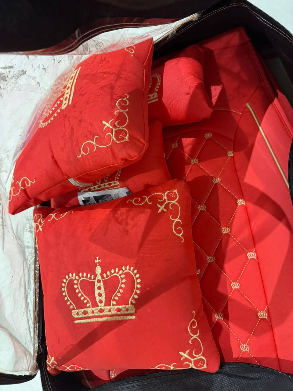 دوشمه سياره لون احمر ملكي جديده ممستخدمه ب٥٠ مكاني بغداد الدولعي ***********
