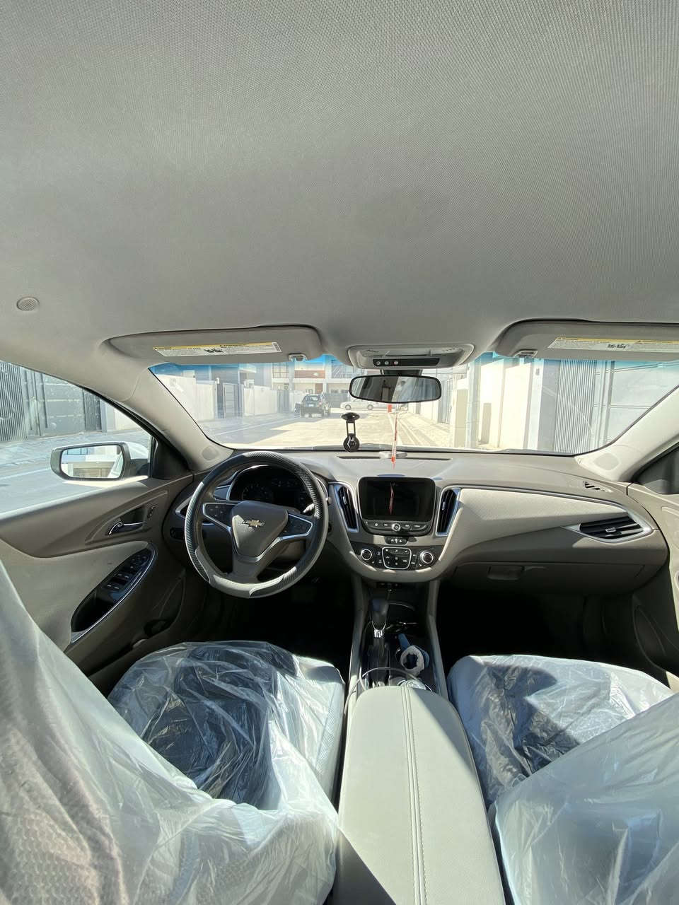 للبيع  ماليبو 2022 LT
رقم نجف معوقين (مكان السيارة نجف ) 

ماشيه 68mi 

الحادث. 3 قطع  بدون شاصي وبدون كص 

السياره جاهزه ونظيفه جداً بدون نواقص 

#دهن وكالة موريس وبانزين محسن فقط 

المواصفات 

🔴بصمه ابواب + جنطه

🛑محرك 1500 توربو ✈️

🛑 اوتو بريك /توقف ذاتي عند الاقتراب 🚳

🛑كشنات تدفئه + كهرباء ⚡️ 

🛑تبريد قطعتين

🛑شاشه كبيره تدعم 📲Android Auto/car play

🛑خرائط Gps📌

🛑كامره خلفيه 📷

🛑كروز مثبت سرعه

🛑شاشة ضبط واعطال بل دشبول

🛑منافذ USP/ 12V /Tip C

🛑مانع انزلاق ⛔️

🛑حساس اطارات

🛑4 دسك/ Abs

السعر 122 و بيها مجال

***********
