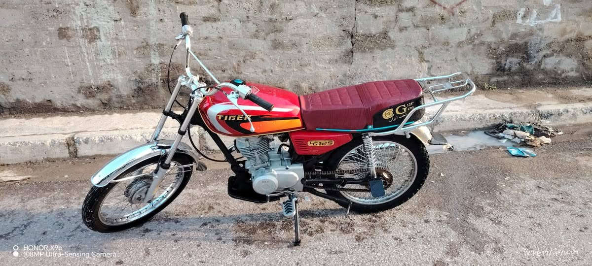 للبيع فقط مو مراوس
صالنصة رياضي صراخ
كابريتة جديدة 
  المكينه مفتوحه
موديل 2019 
سعر  400  وبي مجال
وقم ***********
