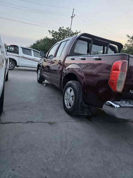 سلام عليكم
نيفاره موديل 2009 نظيفة

حدادية نص 

تخم تاير جديد

دواخل نظيفة

مكينه كير بلاد

سعر 85بي مجال

***********
