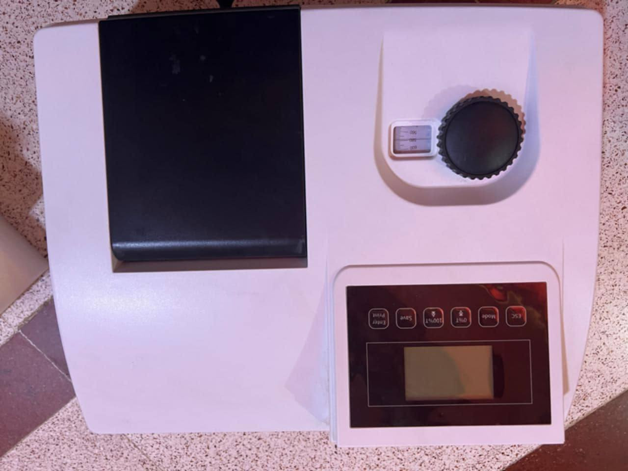 السلام عليكم
اجهزة مختبرية جديده ونظيفة للبيع 
سبكترو
ومايكرو اصلي ودقيق بالنتائج


**إذا كنت صاحب هذا الإعلان وتريد حذفه لأي سبب، رجاءا أرسل رسالة إلى الدعم الفني**