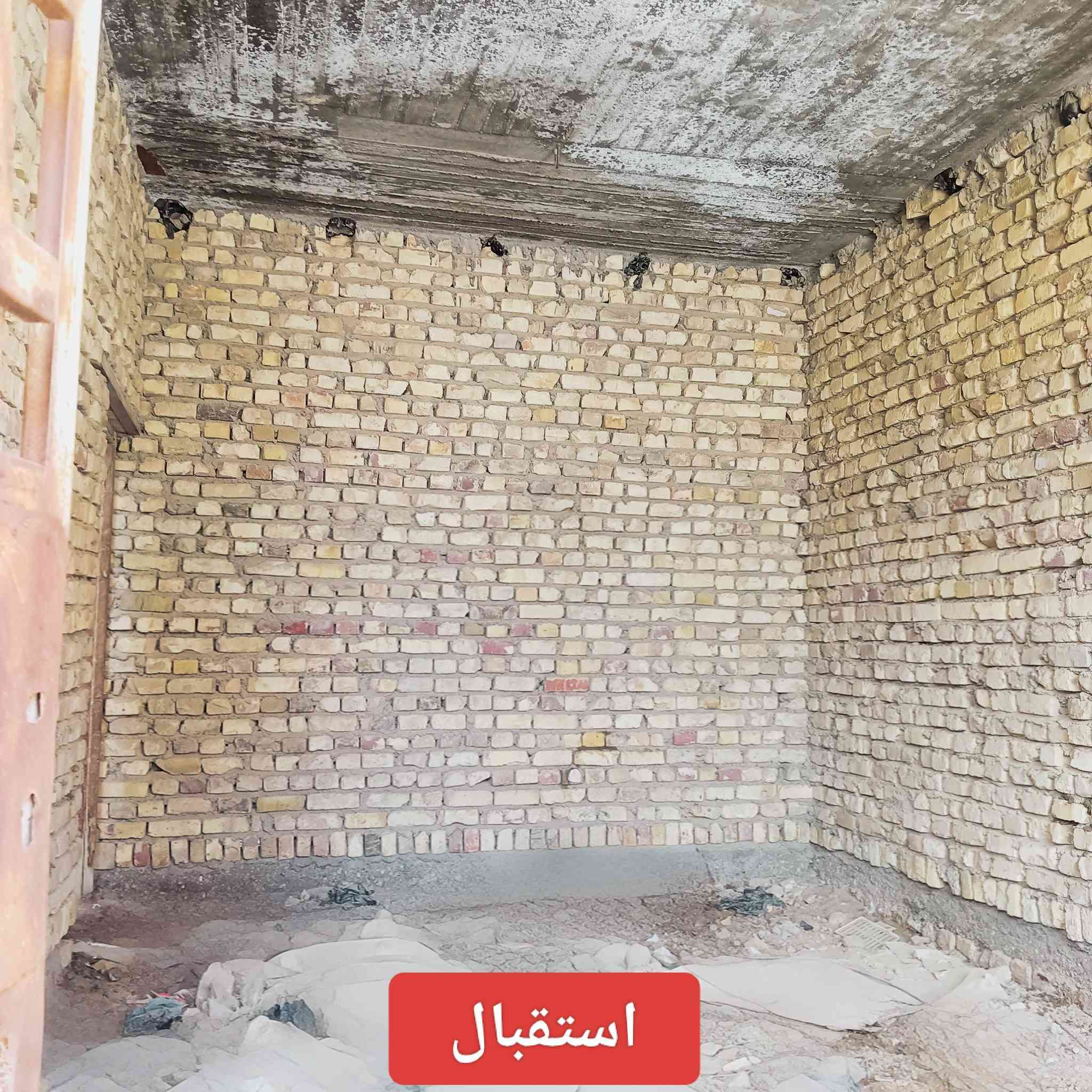 سلام عليكم هيكل للبيع مساحه100متر في منطقة الحسينيه (السكلات) قرب مدرسه الفيحاء هيكل كامل وهذي اجزاء الهيكل بلصور  يتكون من
استقبال. صاله. منور. حمام داخلي. غرفه نوم.    الاستفسار على هذا الرقم ***********
