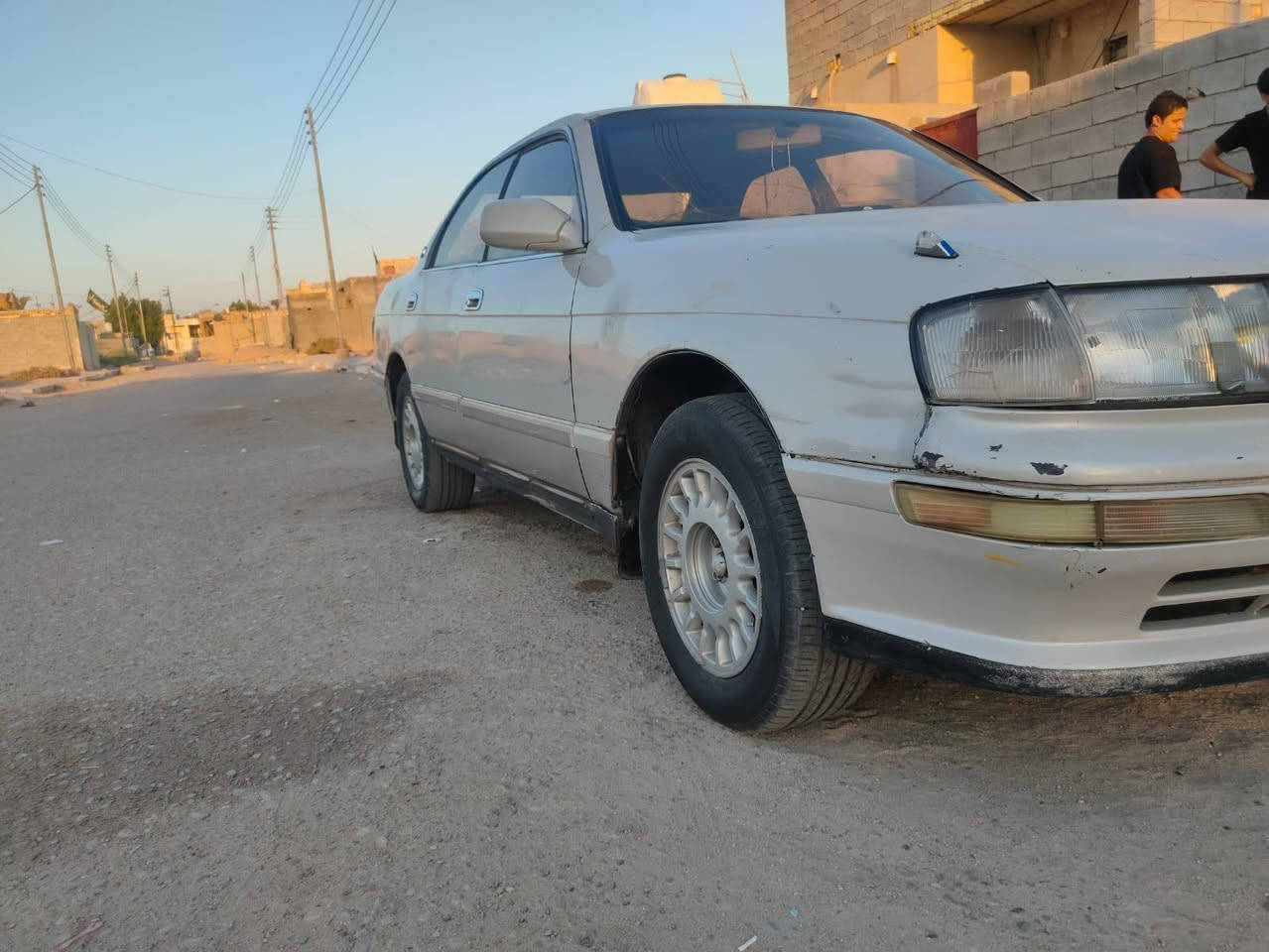 سلام عليكم بطة فصل كير محرك كفالة وال بدي شوف العين بسمي جاهزة كهربيات كلة شغالة تبريد شغال السعر ٤٨ وبية مجال ***********
