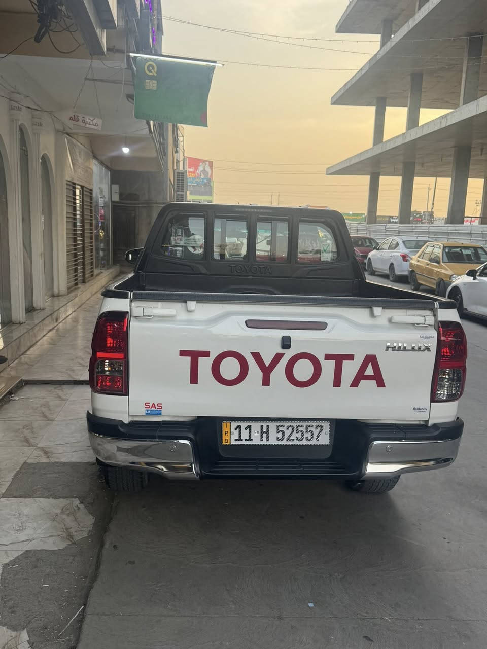 بك اب هايلوكس2022 اتواماتيك
❗️ #تويوتا_هايلوكس_2022__عداد_35 الف _كفاله_الشركة SaS

❗️المواصفات:

✅كاميرا خلفية
✅حساسات خلفية
✅مكيف الهواء 
✅كراسي قماش 3وسائد هوائية للسائق والراكب األمامي ولركبة السائق
✅عمود عجلة القيادة قابل للميالن نظام مانع للسرقه
✅نظام توازن السيارة
✅التحكم بالنظام السمعي و الهاتف من عجلة القيادة
✅زجاج كهربائي
✅قفل مركزي كهربائي

✅كراسي أمامية مفصولة
✅حساس اطارات
✅اطارات المنيوم 17 آنش

✅كشافات أمامية للضباب LED
✅ناقل الحركة : 6 سرعات أوتوماتيك مصدات للطين أمامية وخلفية
✅ايدي االبواب الخارجية كروم
✅تحكم كهربائي بالمرايا جانبية )
✅كروم

✅والعديد من الاضافات الاخرى
  للاستفسار 
***********
