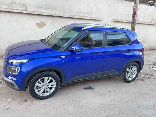 #موديل_2024

#دخول_جديد

بدون رقم 

  المواصفات 

1- بصمة  
2- تشغيل عن بعد

3- داخل لونين 

4- شاشه كبيرة كامرة دوارة 

5- فول  تحكم ستيرن جهتين  

 6- ويل كروم 

7- شاشة كبيرة كاربلي +اندرويد 

8- نظام انذار

9- مانع انزلاق

10- تراكشن منحدرات

11- وضعيات قيادة  3

12- رادار تحذير جانبي 

13- رادار خلفي

14- رادار امامي

15- تحديد مسار 

16- مكينة 1600 دبل نوزل
17-تدفئه كشنات

18- حساس خلفي

 و السيارة جديدة جدا و السيارة اجمل و أحلى بكثير من الصور و الحادث خفيف صور الحادث مرفقة مع الصور  بيع او مراوس حسب القناعه السعر 130 وبيها مجال
***********
