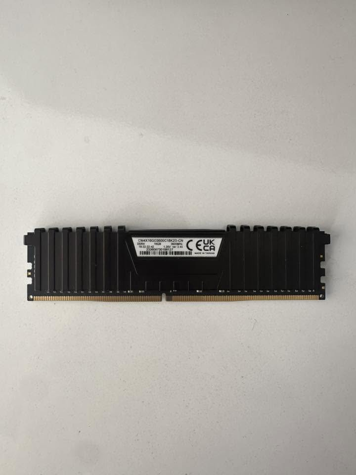 رام كورسير 
16x1 3600MHz
جديد تقريبا اوبن بوكس
سعر ١٢٠ الف


**إذا كنت صاحب هذا الإعلان وتريد حذفه لأي سبب، رجاءا أرسل رسالة إلى الدعم الفني**