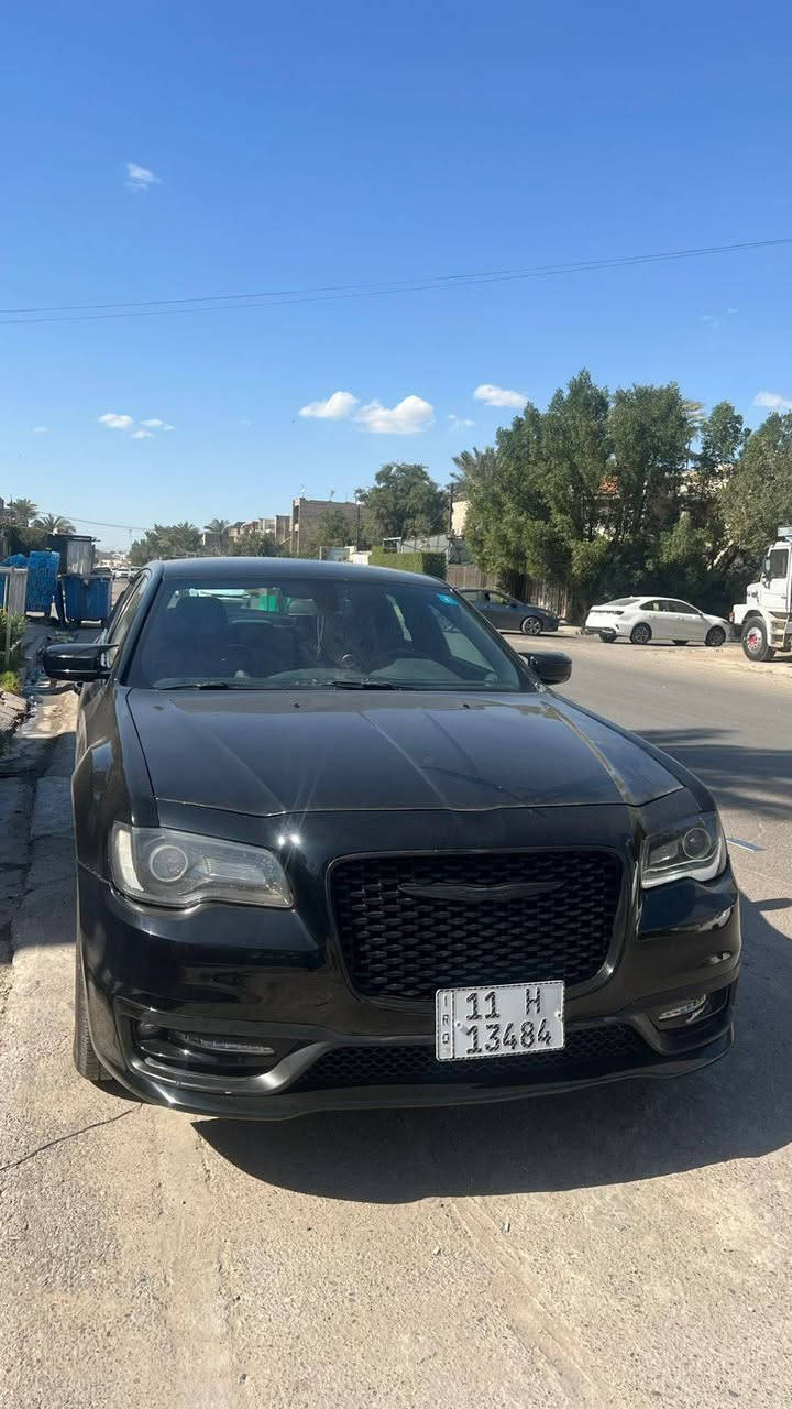 اوباما مديل 19 مكينه 3600 دفع رباعي سياره ع وظع الشركه بيه اربع قطع صبغ سياره مكانه بغداد.جاهزة ع اخر شي مامتواجد ع نت اتصل *********** ولاتراسلني اتريده اتصل رجائن
