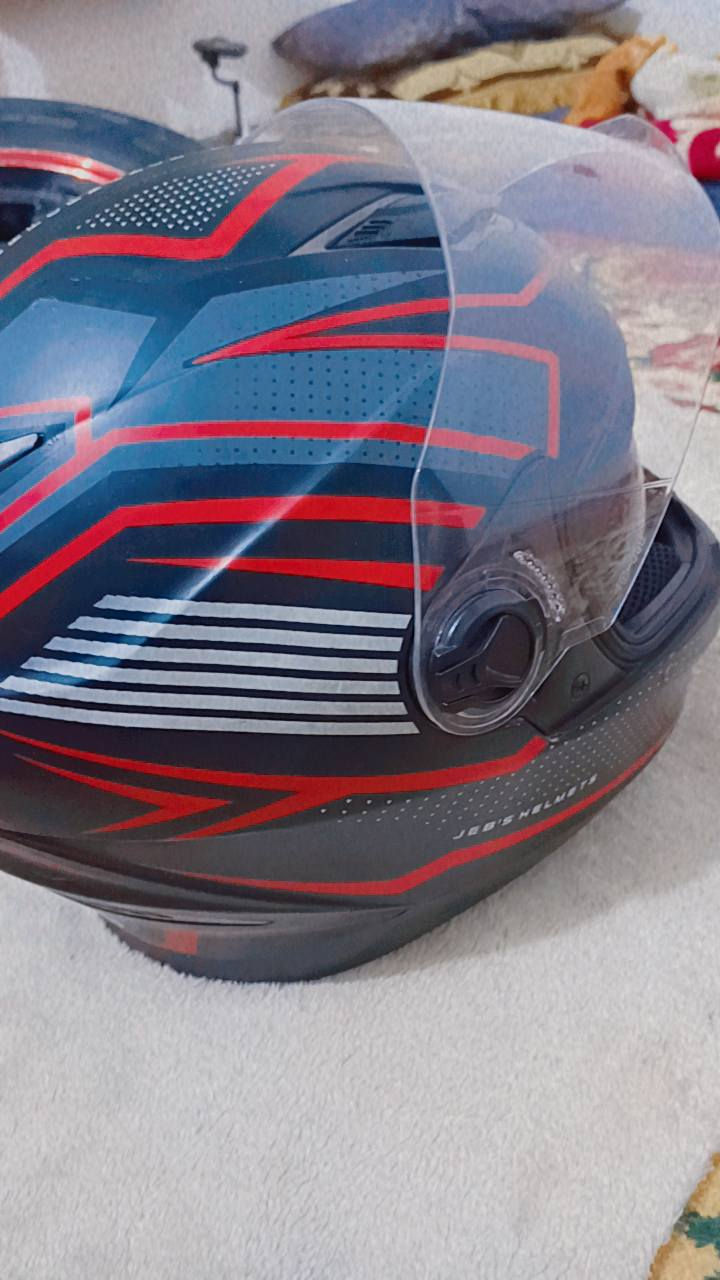 سلام عليكم
خوذه جديده و اصليه لل بيع 

‏‪***********‬‏
