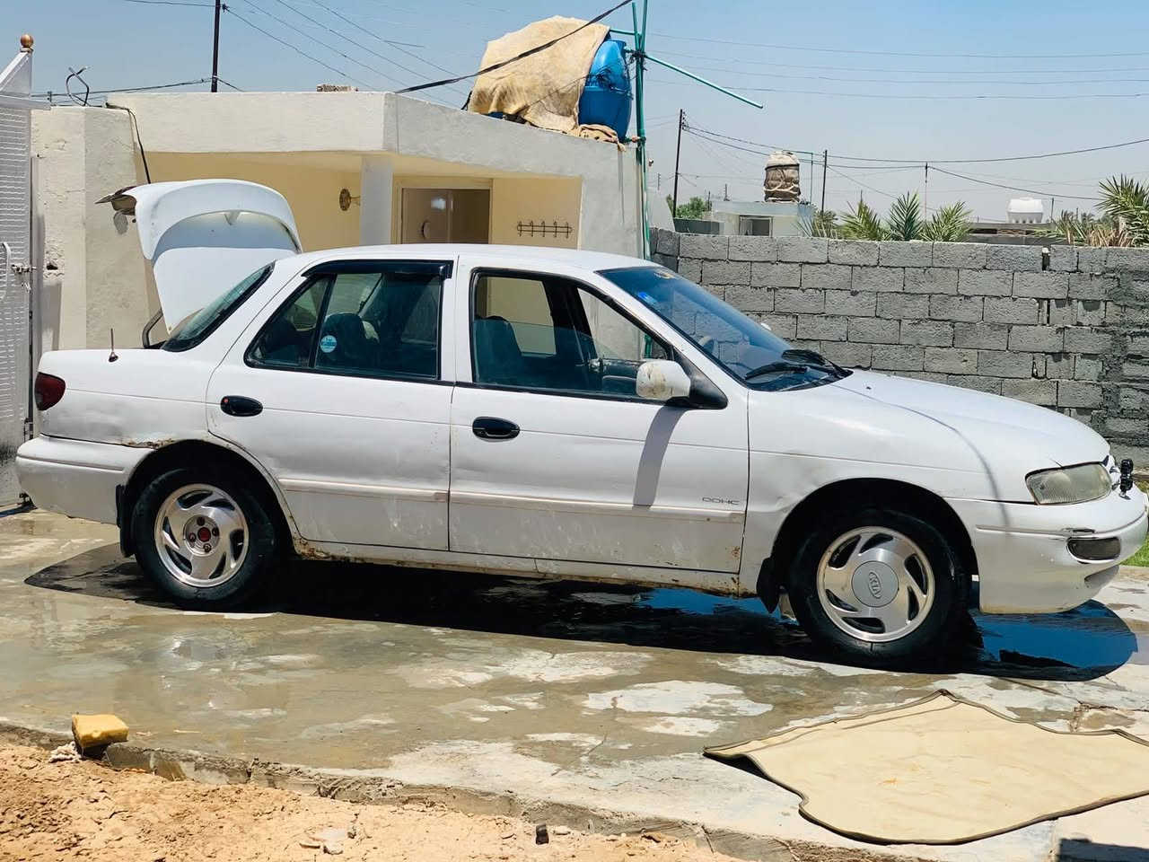 السلام عليكم
سيفــيأ للبـــيع
موديل 97 محرك مسكر شرط سياره حلوه نضيفه يحتاجها ترتيبات 
رقم بـــغداد نكليزي مشروع وطني تحويل ثاني يوم شرط
للاستفسار الاتصال على الرقم (***********) صاحب السيارة
الســــــــعر (35) وبيها مجال
تحياتي 😉👍
