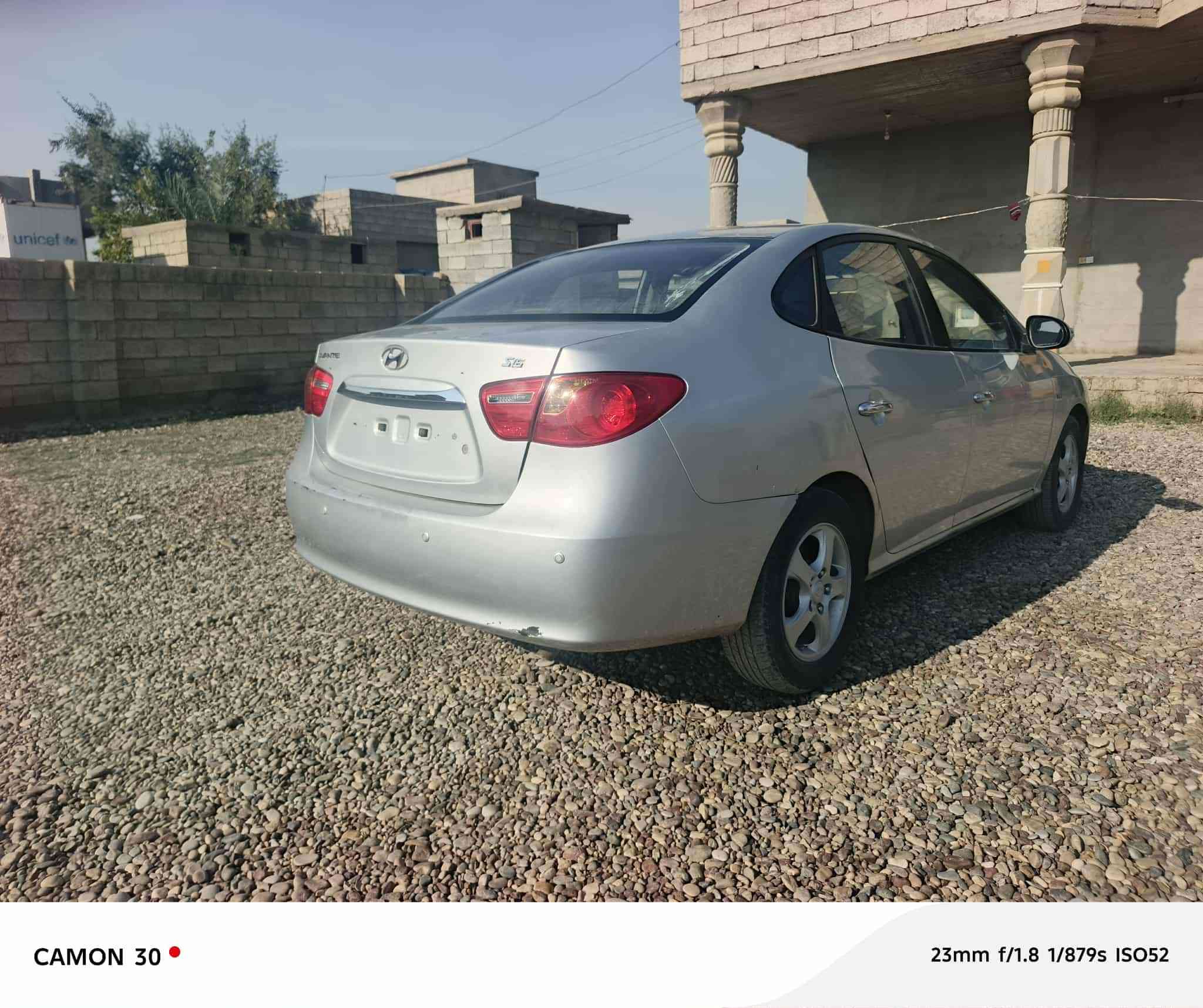 السلام عليكم ورحمة الله وبركاته 
افانتي 2010 كص 
للبيع فقط ب 42 $ وبيها مجال 
سياره جديده تدفئة تبريد 
دكشن عالي 
محرك 16 شرط 
كير شرط 
لاخياس ولا صبغ بس مكان الكصة 
كهربائيات شغاله كلهة 
تحكم ستيرن تبريد تدفئة بيانو 
لايت اسود اشاير بالمرايات مرايات شفط 
الاستفسار الاتصال على الارقام التالية 
***********
***********
مكان السياره صلاح الدين العلم الربيضه
