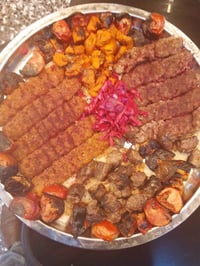 من مطعم ومشويات النور في حي الجهاد مقابل جامع النور مجاور صيدليه ربيع ...