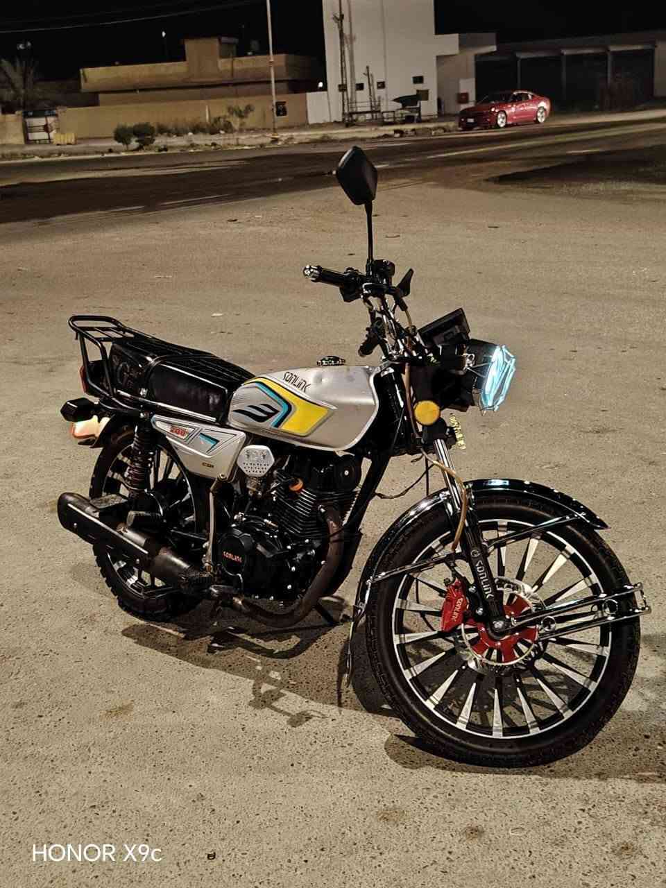 سلام عليكم ورحمة الله وبركاته
الراعي الحصري النظيف

سافان 2025 كفاله كفاله كفاله
مكينه هاون 200 cc
سلف هندر كلشي شغال
كهربائيات شغاله من الاف الياء
لانضوح لا دخانه
دراجه جديده
بريك امامي عمبار فج صينيه خلفي بنز شغالات الاثنين
بل واقع احلئ بهواي
المكان واسط الصويره شارع نجمه
***********
السعر 850  نظيف غالي مو نطيحه
