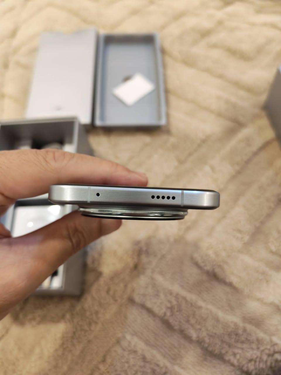 للبي هونر ماج 8برو  الجهاز بعده على وضع الشركه لاسق الشركه مامشيول فقط الجهاز بدون ساعه  السعر خاص


**إذا كنت صاحب هذا الإعلان وتريد حذفه لأي سبب، رجاءا أرسل رسالة إلى الدعم الفني**