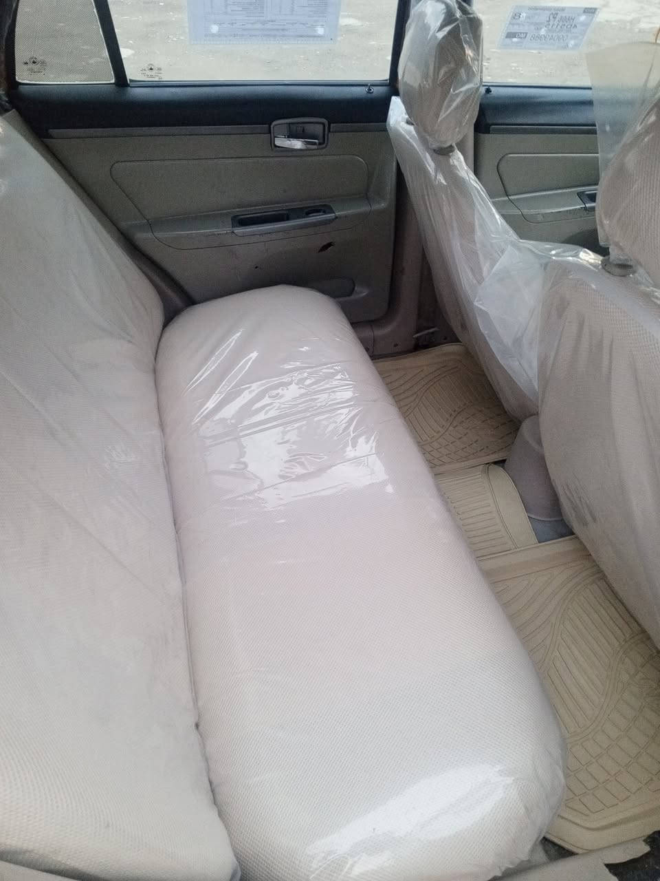 السلام عليكم ،سياره سيكي 2013 هيئه وغرامه صفر مكينه واكيراه شراط وكاربون بيها شرط التحويل للاستفسار على رقم السعر 45 
***********
***********
