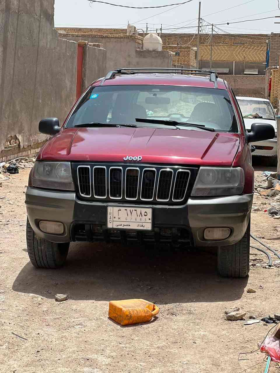 جيب لاريدو  2000 مكينه 6 سلندر بلاد رقم انكليزي بأسمي جاهزه خير من الله مصبوغه عام بدون ضربه ***********
