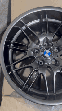 السلام عليكم 
تخم BMW M5 
حجم 18 توسايز
كوبي1
نفس وزن-متانة-قياسات-لون البلادي 

جديد غير مستخدم 

بغداد شارع فلسطين-بغداد مجمع مشن تقاطع زيوت معرض الصفار
***********
***********7
