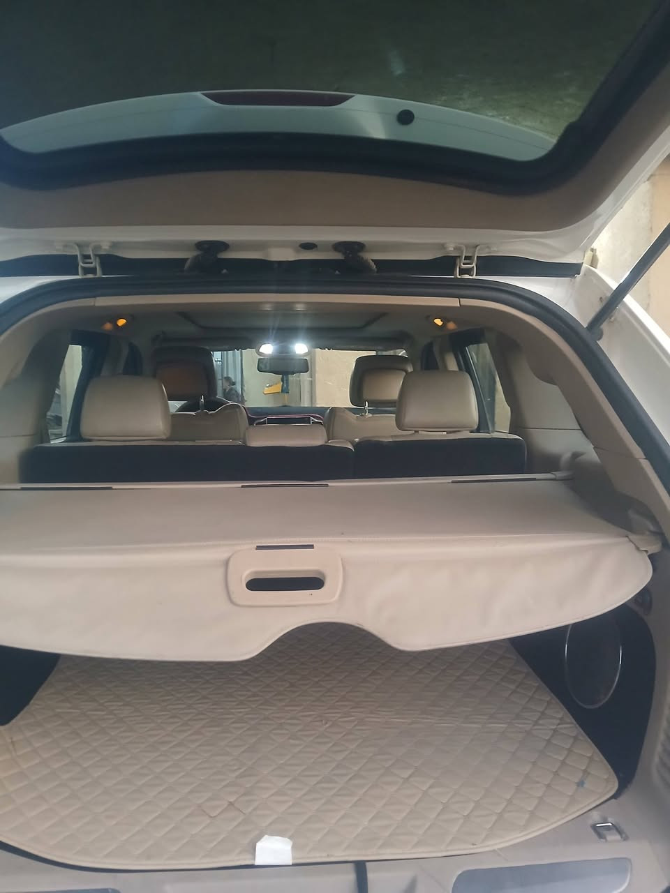 جيب للبيع ٢٠١١ فول بيها بس بارد الباب ورا سايق رقم *********** عنوان تكريت القادسيه
