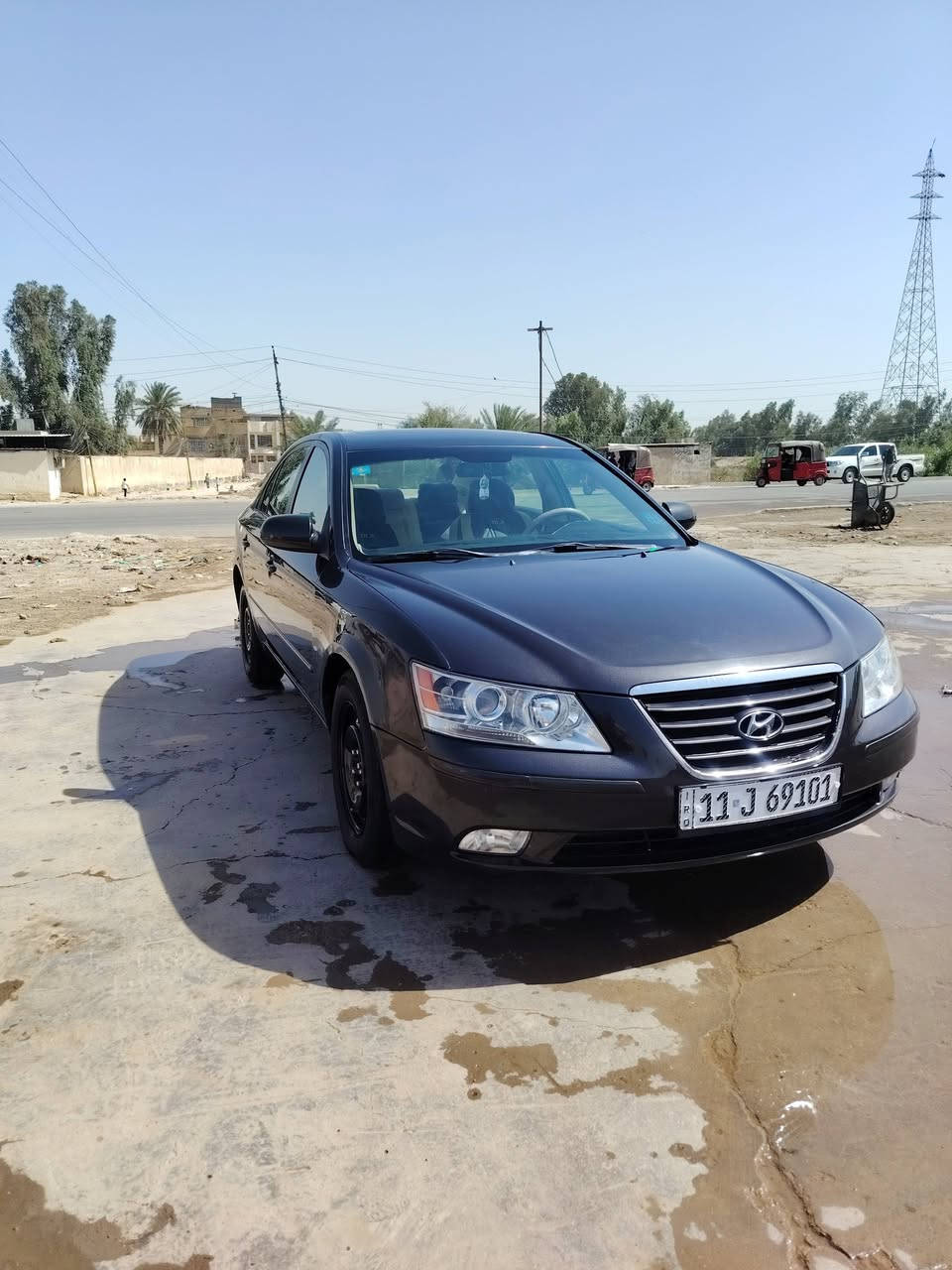 سلام عليكم للبيع سوناتا موديل 2009 وارد امريكي فول مواصفات عده البصمه تخم تاير صدر أمامي خلفي جديد رقم بغداد نكليزي تحويل مباشر ماشيه 166لف دشبول مامفطر ومكينه سته سلندر جديده تبريد ثلج تحكم استيرن جهتين فتحه داخل صاج سياره جاهزه وحلوه حادث طرف الجاملق ومصبوغ نصه بدون دواخل لاشاصي ولا لغد وبيه باب صدر بدلته واللا صلى موجود بي بارد والبنيد صبغ أثر شخوط يعني قطعتين صبغ ونص جاملق فقط مكان بغداد حي البتول السعر 105 استفسار انتصل وتفاصيل أكثر عله رقم ***********
