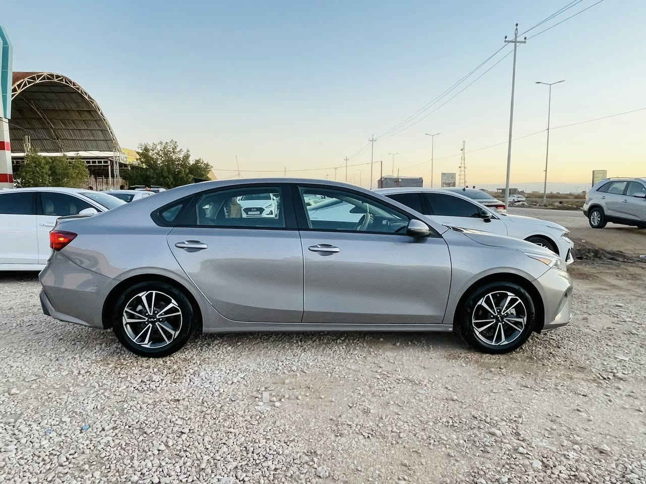 للبيع أو مراوس
كيا فورتي موديل 23ضرر خفيف بدون دواخل 
تبديل بنيد فقط
حره مداور ثاني يوم
السعر 155
اتصال ***********
