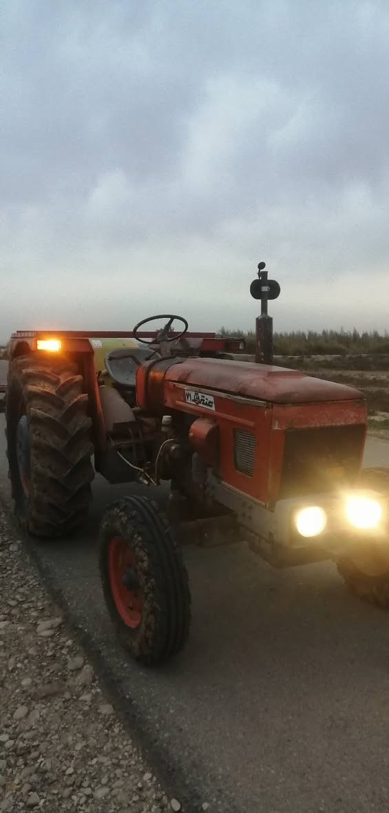 عنتر موديل ١٩٩٠ كتاب شركه بدون تحويل مكينه جاهزه على وضع شركه باور استيرن جاهز مضبوط مكاني ديالئ قرتبه سعر مكينه 7 وبيهه مجال الطيبين الاستفسار ***********
