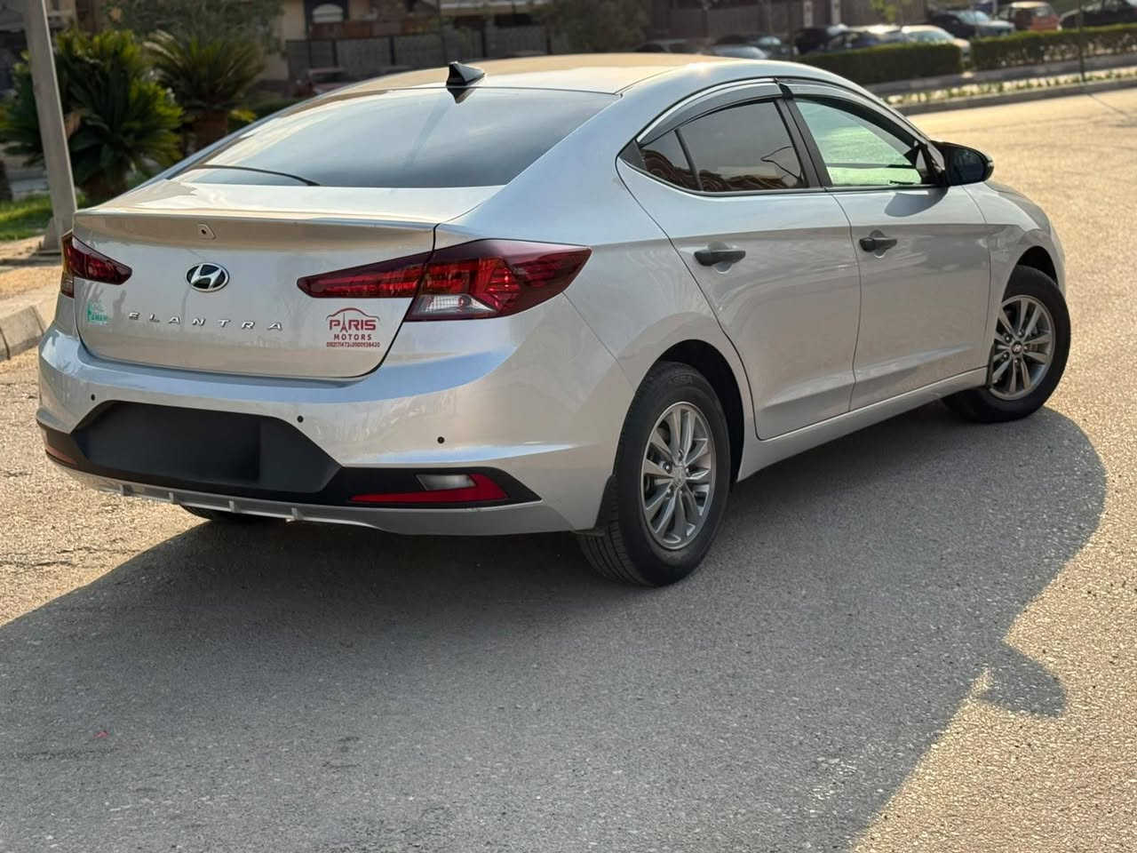 Elantra AD 
2025 
p2 
فئه تانيه 
فبريكا بالكامل 
عداد ٤١ صيانات توكيل 
رخصه سنه
اسكرينه و عزل حراري و شاشه ١٠ بوصه و كسوه جلد و امبينت لايت
السياره بحاله الزيرو
مكان المعاينة مصر الجديده
#متاح_تقسيط بنوك وشريكات
٠١١١٦١٢٢٠٤٢
010 12374747 
٠١٥٥٤٢١٨٦٧٠


**إذا كنت صاحب هذا الإعلان وتريد حذفه لأي سبب، رجاءا أرسل رسالة إلى الدعم الفني**
