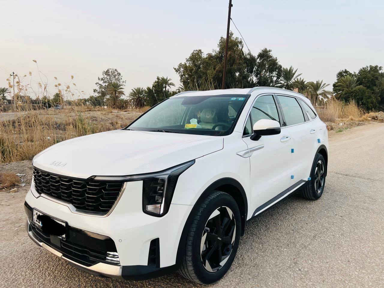 السلام عليكم للبيع سورنتو خليجي  موديل2024 رقم  بغداد بسمي مشروع وطني مكفول كفاله عامه من صبغ وتبديل وفتح حتى من الزلغ جديدة بمعنى الكلمة
فول مواصفات 1/1
بصمه تشغيل
بصمه ابواب
كشنات كهرباء 
محرك v4
شاشه ايباد 
تبريد ثلاث قطع
سبعه راكب
شفتات ستيرن 
كير عصه 
كامرة اماميه وخلفيه 
4انظمه قيادة 
توقف ذاتي 
جنطه شفط
مري شفط
إنارة داخليه متغيرة
بردات خليفه.
 إشارة ترحيب
شاحن 
حساس امامي
حساس خلفي
سبير منازل 
ماشيه 11 الف حقيقي 
السعر (270)
اللا ستفسار اتصل على الرقم ***********
مكان بابل حله
