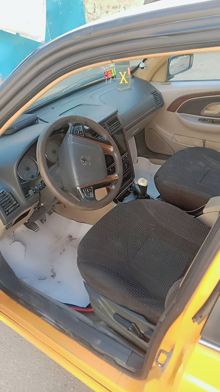 السلام عليكم
سياره بيجو للبيع موديل 2018
مصفرة هية وغرامات
سياره جديده سياره صدرها امام ولخلفي جديد كير مكينه كله جديد التبريد شغال سياره منظومه غاز رقمها واسط تحويل باي مكان تايرات تخم جديد سعرها 52 وبيها مجال حك الجيه رقم تلفون ***********
