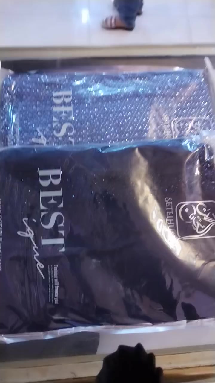 شيلة مثلثة أنيقة 🤍
قماش ناعم وخفيف يلبس بسهولة ويعطي لمسة حلوة للإطلالة، تناسب كل الأوقات وتكمل أناقتج بكل بساطة.


**إذا كنت صاحب هذا الإعلان وتريد حذفه لأي سبب، رجاءا أرسل رسالة إلى الدعم الفني**