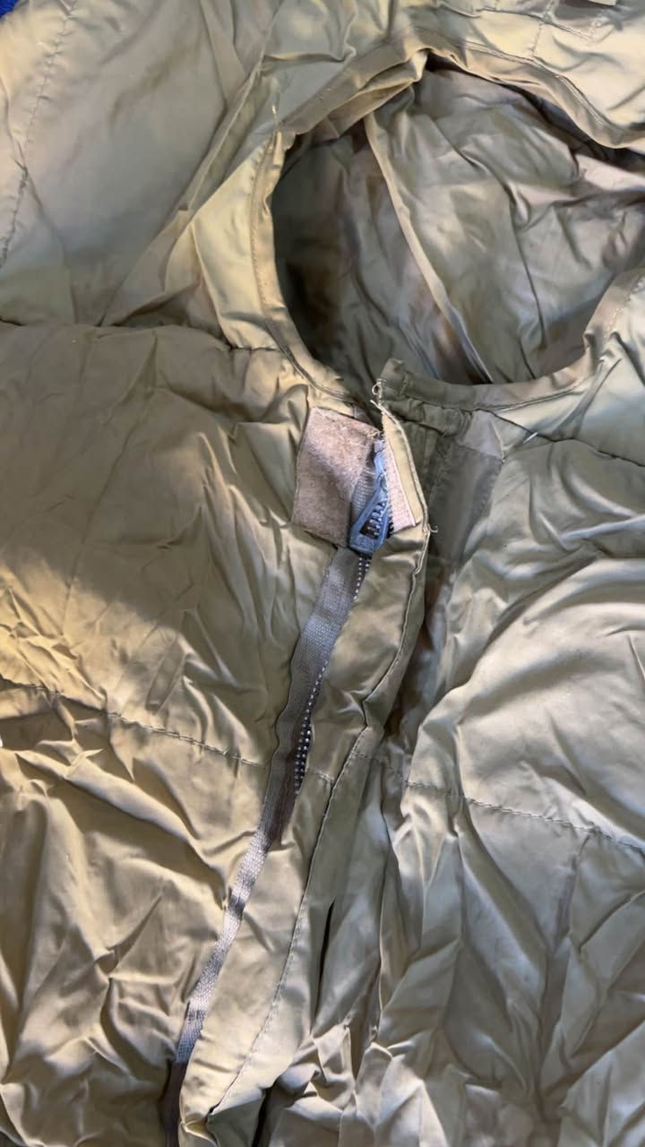 سلايب باك عدد 2 امريكي اصلي بطانه ريش ثخين شي راقي واصلي سعر 75 الف لواحد الي يريد يراسلني خاص لو على واتساب *********** كركوك, العراق
