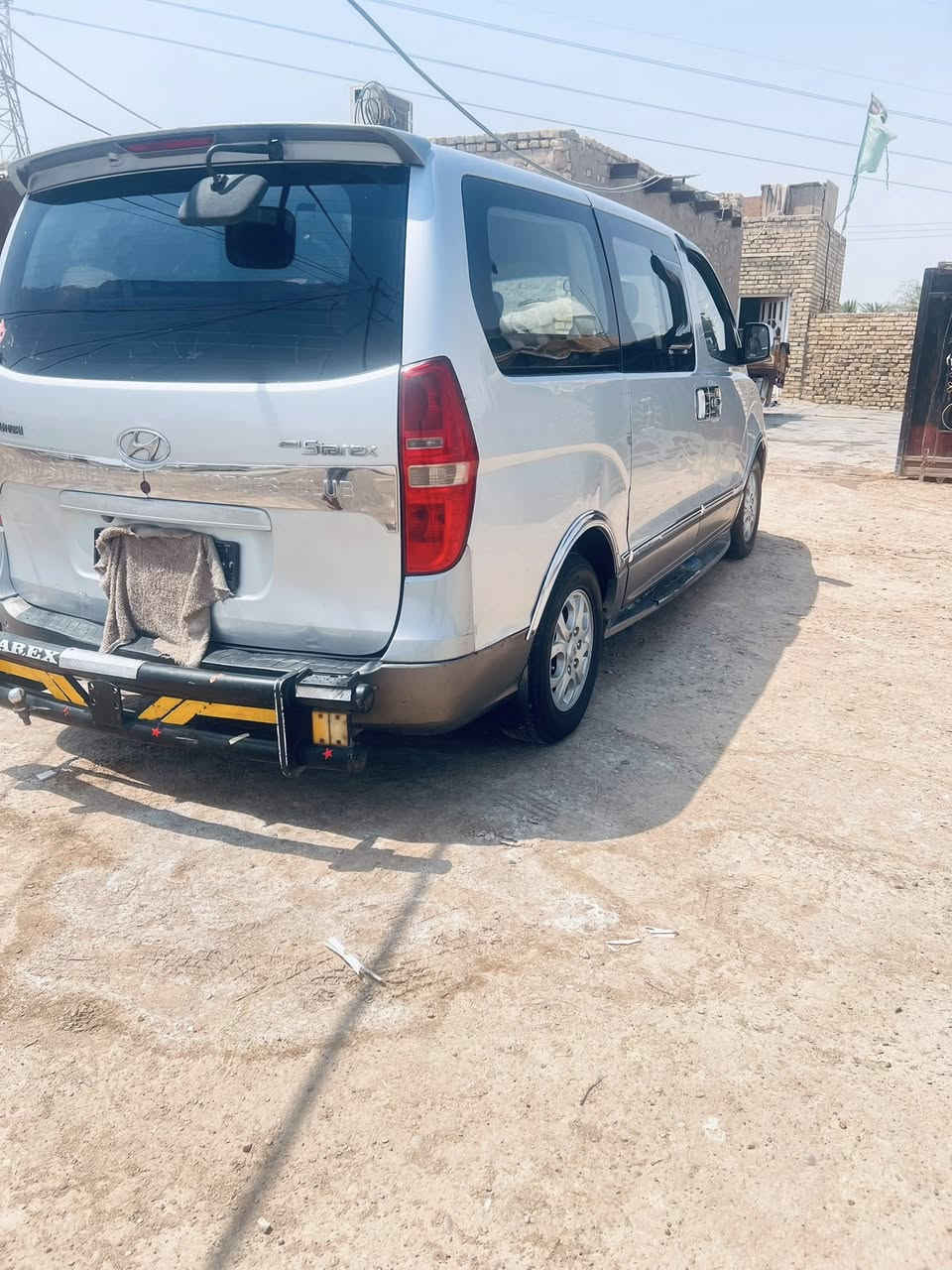 س.ع ستاركس للبيع موديل 2009مفتوح ومحور مسكر مكينه 7 سورنتو سياره  بسمي سياره جاهزه تخم تاير حداديه رقمها بصره ارقام نگليزي مكانها عماره اي ستفسار اتصل ‭0771 080 8961

‭0781 955 7703‬
