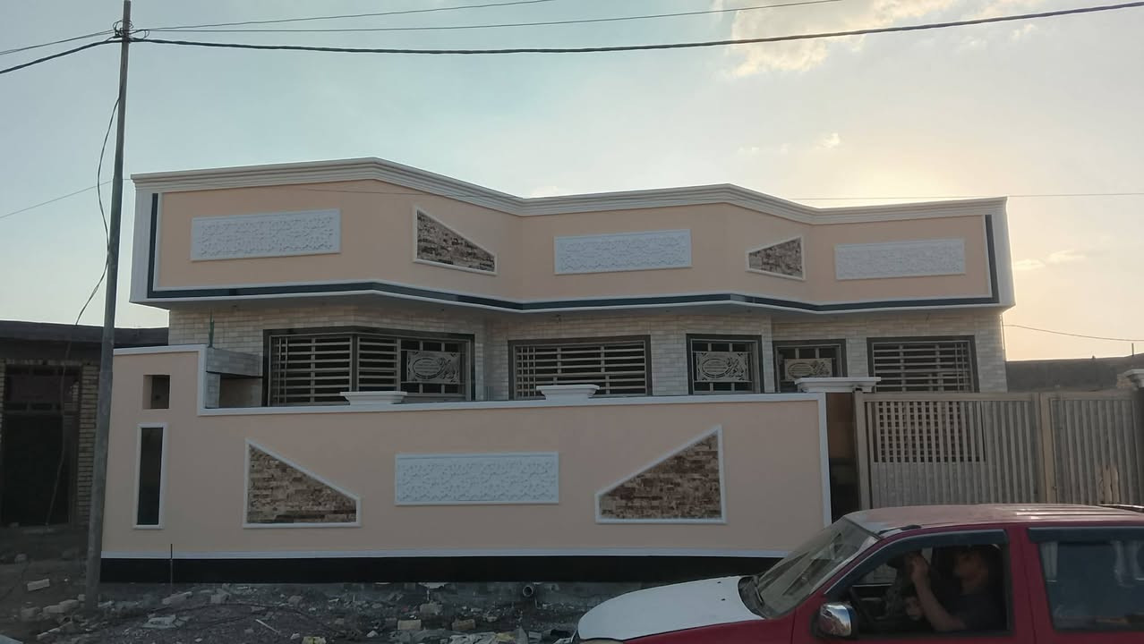 السلام عليكم بيت للبيع مساحه 200 متر جنس العقار طابو زراعي سنه 25 مجمع نبيل مقابيل المستشفى العام رقم الهاتف ***********,,,,,,,***********
