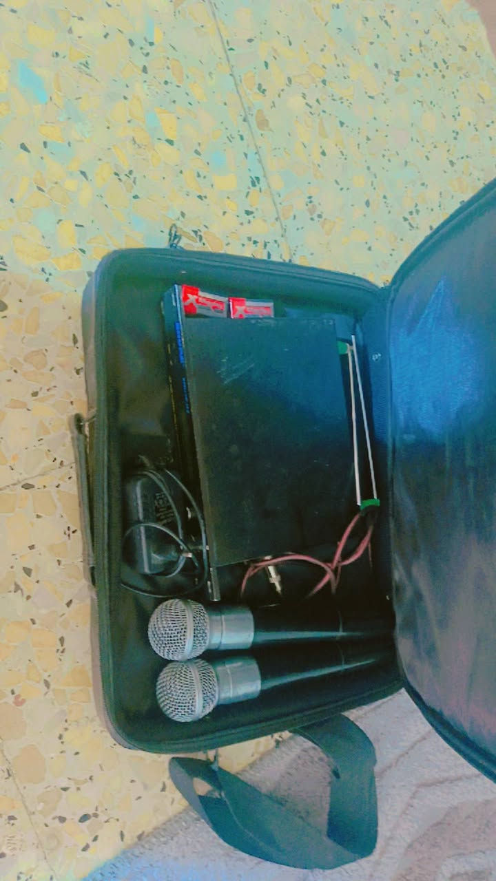مايك لاسلكي شور للبيع
‏‪***********‬‏
