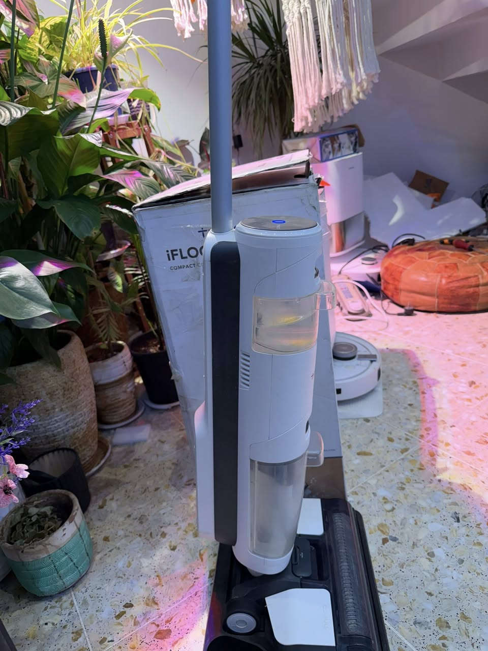 متوفر مكنسة عامودي ماركة.                        Tinco I FLOOR 3 BREEZE
مستخدم


**إذا كنت صاحب هذا الإعلان وتريد حذفه لأي سبب، رجاءا أرسل رسالة إلى الدعم الفني**