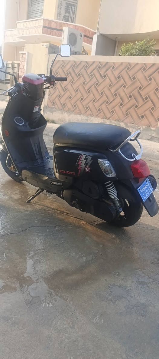 من رخصه الادمن
دراجه بوليس مسطرة موديل 2012 للبيع نزلته رمبه من ابو حمره ما صار شهرين دراجه مكينه نظافه خير من الله سعره مليون 100 وبيه مجال للطيبين مكاني ديالى بعقوبه تقاطع السادة رقم الهاتف ***********
